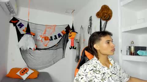 Snapshot of kenshi_roa chatting on November 2025 08:27:02 AM kenshi_roa online show from November 2025 08:27:02 AM