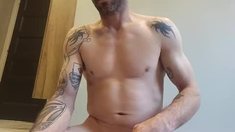 kenw34 online show from December 2024 06:24:02 PM