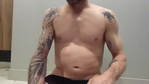 kenw34 online show from February 2025 07:34:01 PM