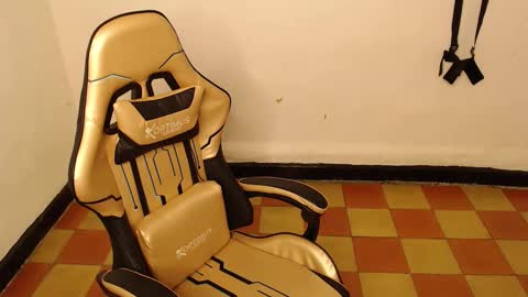 DANIELA online show from October 2025 11:08:02 AM