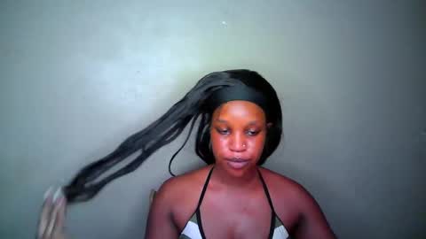 kering_lovly online show from September 2025 10:53:02 AM