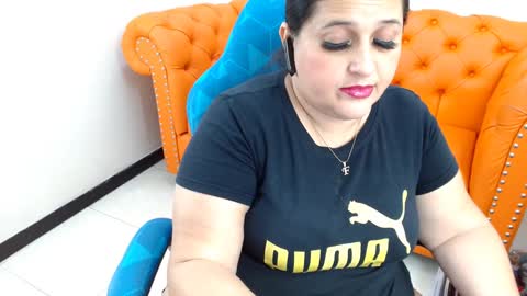 K E R L Y online show from January 2025 09:53:02 PM