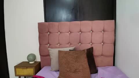 KERLY online show from October 2025 01:12:02 PM