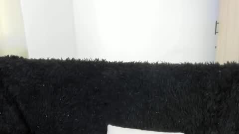 Kerly online show from October 2025 08:21:02 PM