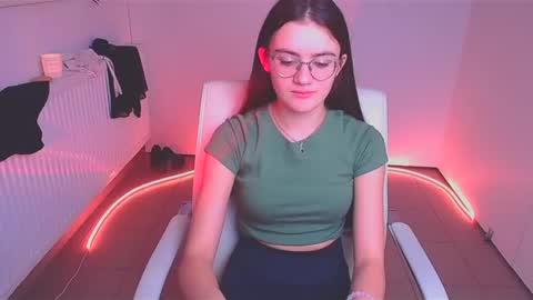 Ketrin online show from December 2024 01:51:01 AM