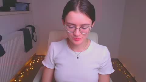 Ketrin online show from January 2025 10:52:02 PM