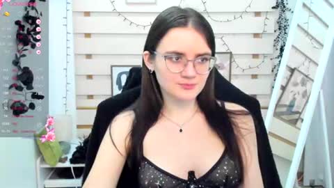 Ketrin online show from January 2026 08:22:02 PM