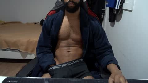 kevi4 online show from January 2025 05:34:01 PM