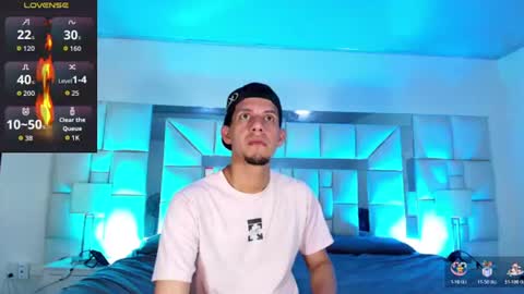Snapshot of kevin__max_ chatting on July 2026 07:34:02 PM Kev online show from July 2026 07:34:02 PM
