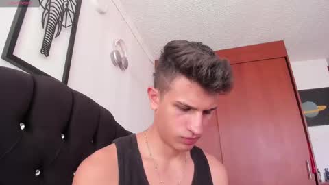 Kevin Ahs online show from November 2025 07:23:01 PM