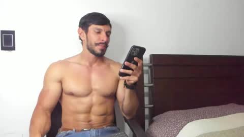 kevin_malone22 online show from November 2025 01:38:01 AM