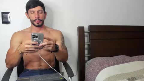 kevin_malone22 online show from November 2025 03:51:02 AM