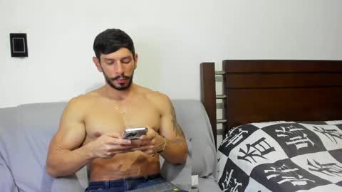 Snapshot of kevin_malone22 chatting on May 2026 12:05:01 AM kevin_malone22 online show from May 2026 12:05:01 AM