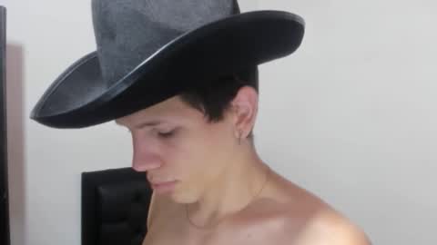 kevinkewma online show from November 2025 12:44:02 PM