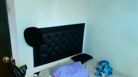 Snapshot of kevinkewma chatting on June 2026 11:24:02 AM kevinkewma online show from June 2026 11:24:02 AM