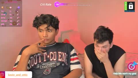 Snapshot of kevinxlvx chatting on January 2025 12:46:01 AM kevin and ottis online show from January 2025 12:46:01 AM