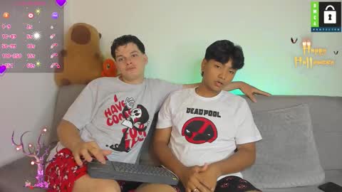 Snapshot of kevinxlvx chatting on October 2025 05:13:01 AM kevin and ottis online show from October 2025 05:13:01 AM