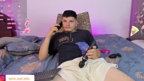 kevin and ottis online show from March 2026 11:22:01 PM