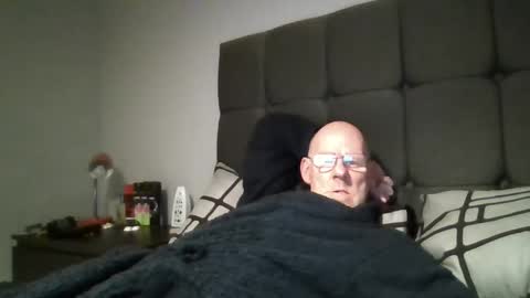 kevlooking4sez online show from January 2025 11:21:02 PM