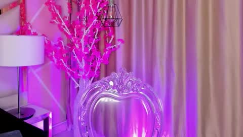Keyla noa online show from May 2026 11:17:01 AM