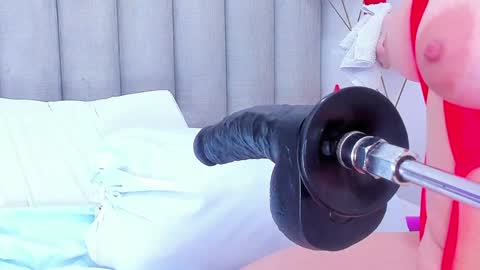 Keylla online show from January 2025 08:51:02 PM