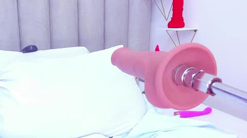 Keylla online show from January 2025 08:24:01 PM