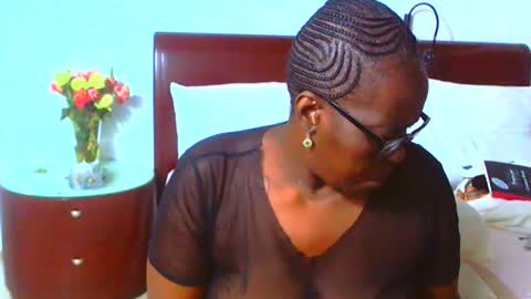 Snapshot of keysenbaexx19 chatting on March 2026 04:07:02 AM keysenbarxx19 online show from March 2026 04:07:02 AM