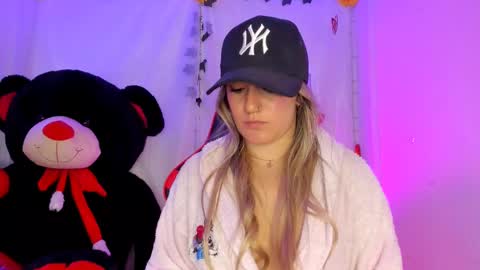 Keyth  online show from February 2025 08:36:01 PM