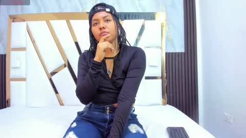 Snapshot of keytt_love chatting on February 2025 01:41:01 AM keytt online show from February 2025 01:41:01 AM