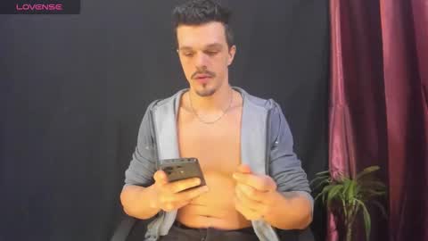 Snapshot of khatarsis2000 chatting on February 2026 05:39:01 AM DonyBrown online show from February 2026 05:39:01 AM