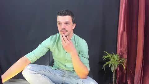 Snapshot of khatarsis2000 chatting on February 2026 06:10:01 AM DonyBrown online show from February 2026 06:10:01 AM