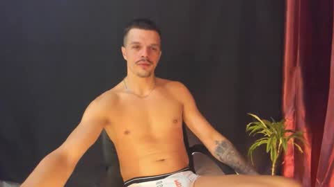 Snapshot of khatarsis2000 chatting on February 2026 04:08:01 AM DonyBrown online show from February 2026 04:08:01 AM