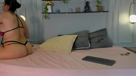 Kathe Hot online show from September 2025 07:15:02 PM