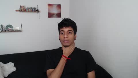 khevinlopezonig online show from February 2025 07:42:02 PM