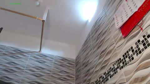 khloe33 online show from October 2025 03:44:02 PM