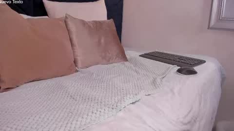 Khloe Cute online show from April 2026 05:25:01 PM