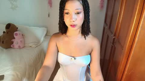 Snapshot of khoe_777 chatting on April 2026 08:48:02 PM khoe 777 online show from April 2026 08:48:02 PM