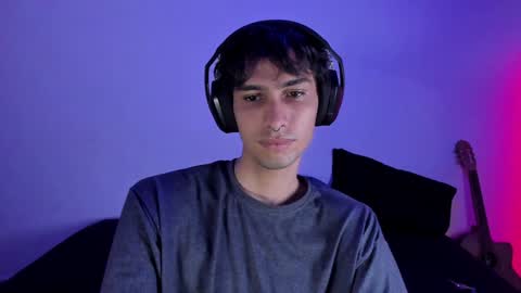 khozler_ online show from February 2025 02:39:01 AM