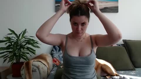 Sarah online show from February 2025 10:24:02 AM