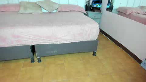    N         M online show from October 2025 11:29:02 AM