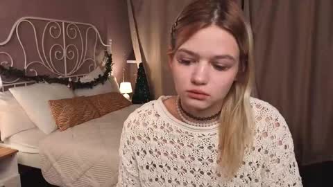 Kiana online show from December 2025 05:44:02 AM