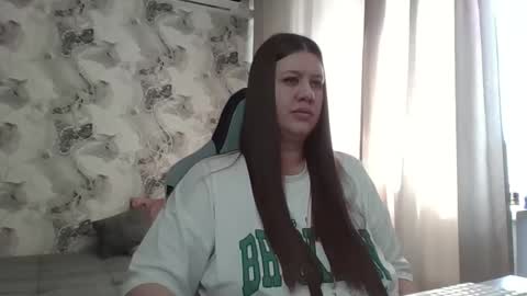 kianna_dior_ online show from February 2026 07:43:02 AM