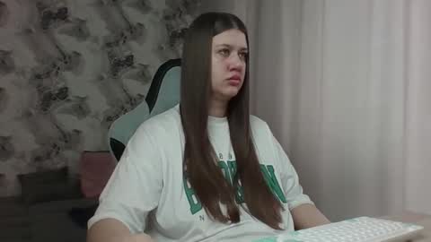 kianna_dior_ online show from March 2026 09:37:02 AM