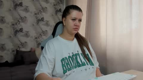 kianna_dior_ online show from April 2026 08:30:01 AM