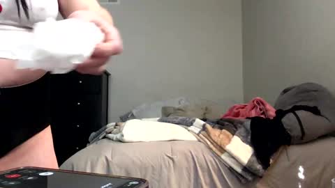 kiannaluv online show from February 2025 10:21:02 PM