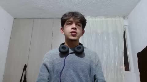 Adrian  Chlloe online show from September 2025 04:34:02 AM