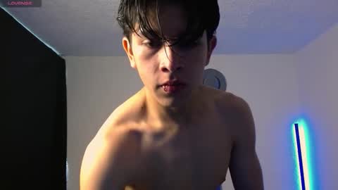 Adrian  Chlloe online show from November 2025 04:47:01 PM