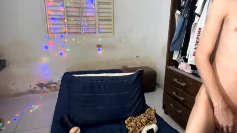 kiantwink online show from February 2025 08:04:02 PM