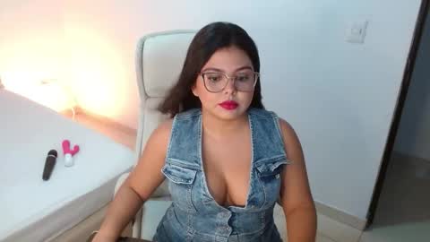 Kiara Evans online show from January 2026 10:23:01 PM