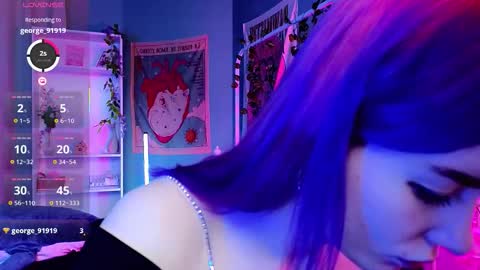 Kira online show from October 2025 09:25:02 PM